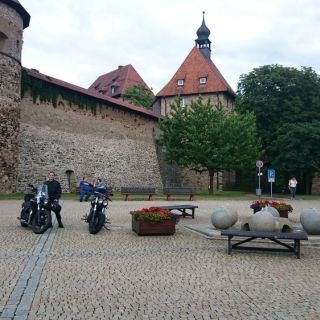 Auf dem Burgplatz - Burg Hohenberg an der Eger in der ErlebnisRegion Fichtelgebirge